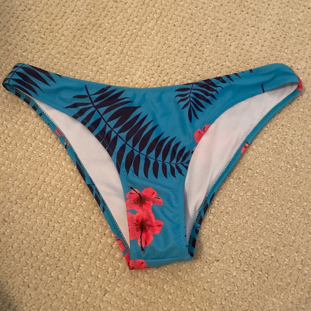 Brand new bikini bottom